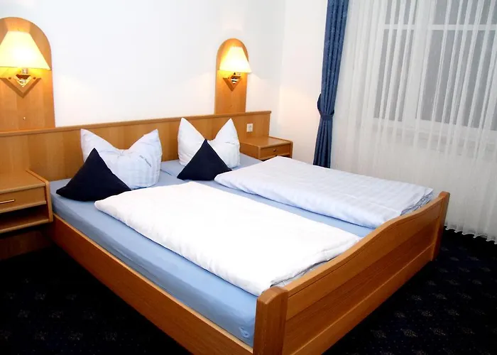 Hotel Restaurant Bergeshoehe 3*